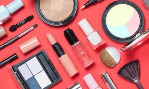 Kimberley Bosso Makeup School Reviews (March 2022) Know The Authentic Details!