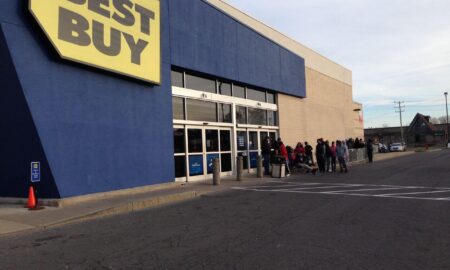 Is Best Buy Open Christmas Eve (December 2021) Details & Timings