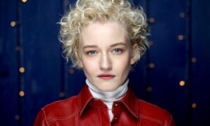 Julia Garner Net Worth 2022 : Know The Complete Details!