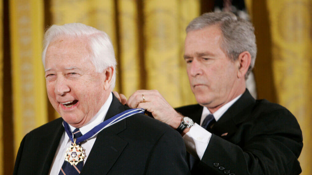 Pulitzer Prize Winning Historian David McCullough Has Died (August 2022) Shocking Details!